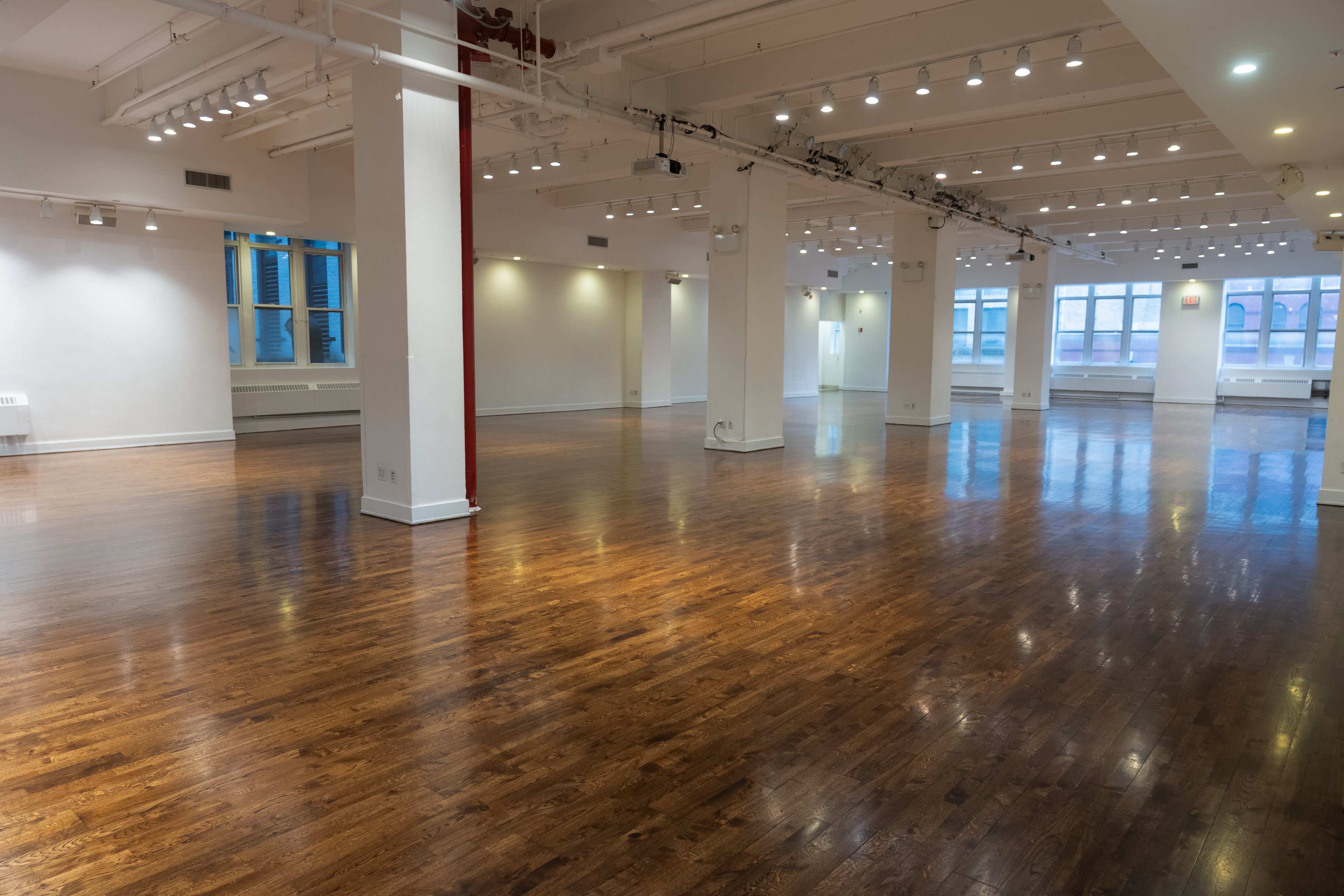 Polished commercial floor among the columns at Metropolitian Pavilion